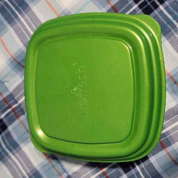 3 pc Tupperware lot tropical lunchbag food storage containers NWOT fit & fresh - Picture 3 of 6